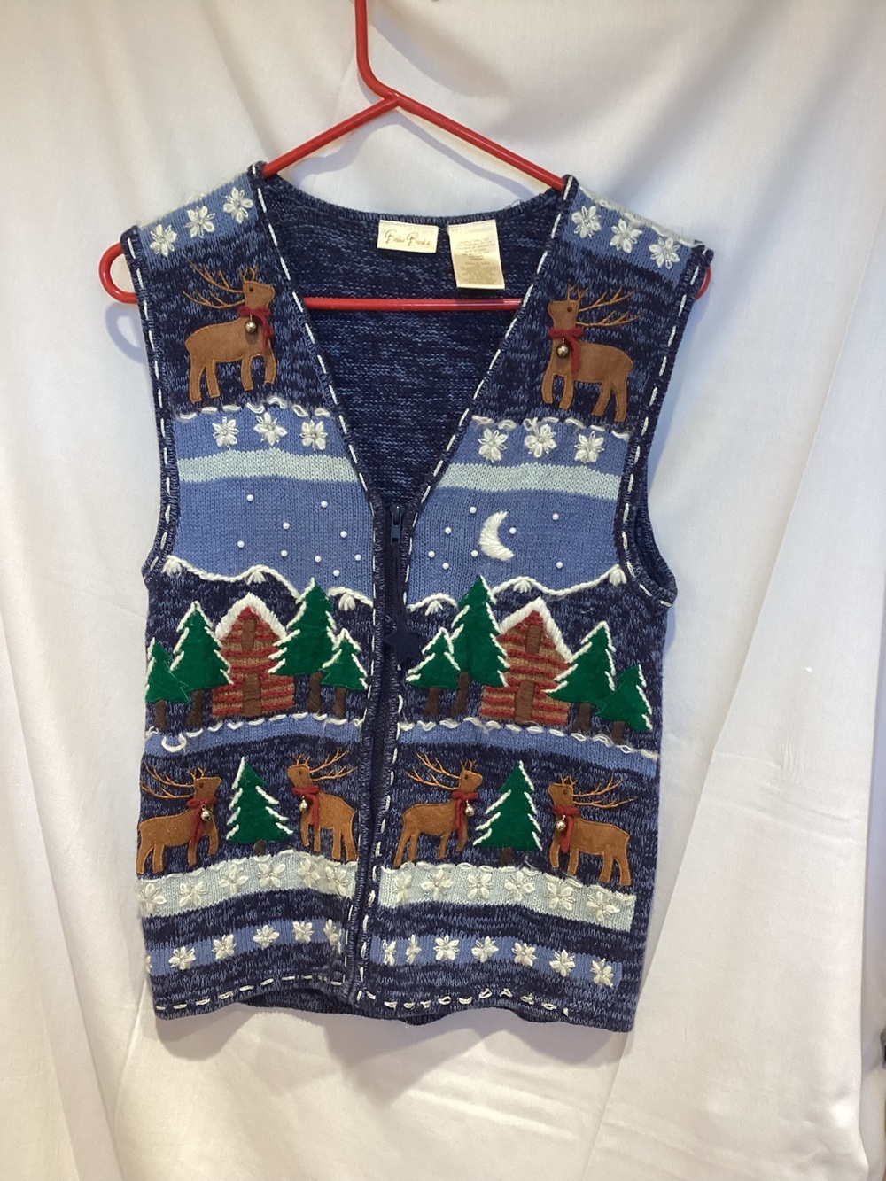 Vintage Style Deer & Cabin Knit Vest in Navy Blue
